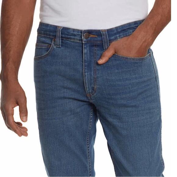 Kirkland Signature Men’s Jeans Blue Classic Stretch Denim Size 42 X 29 NWT - Picture 12 of 12